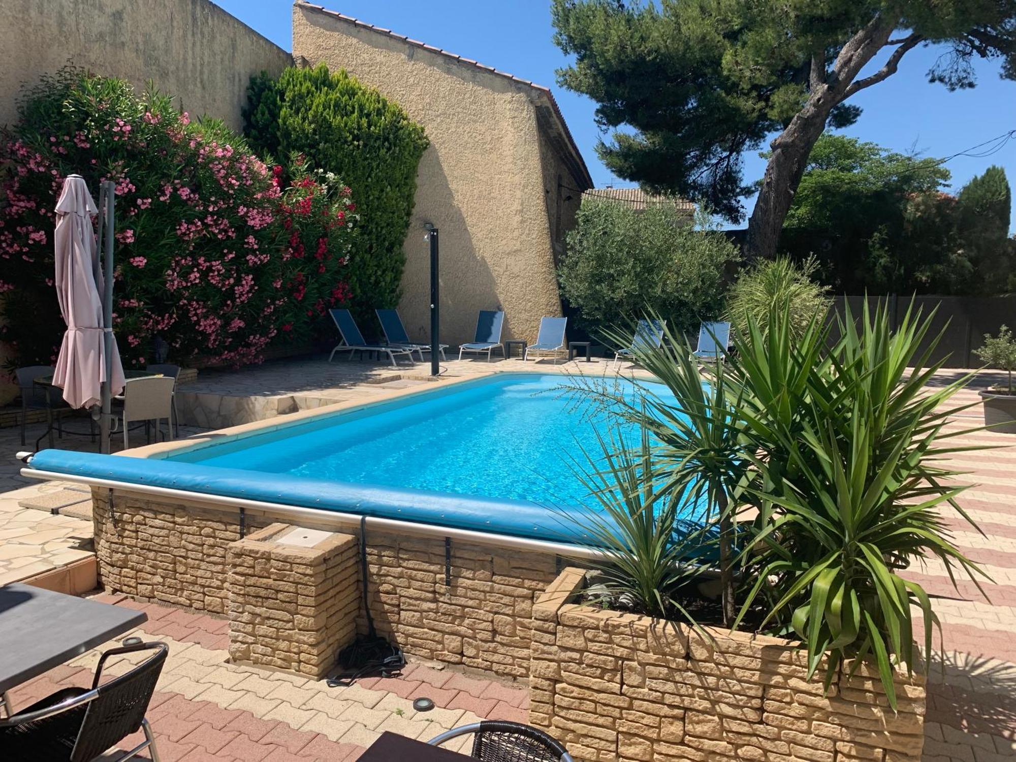 Hotel La Bastide D'Entraigues Luaran gambar