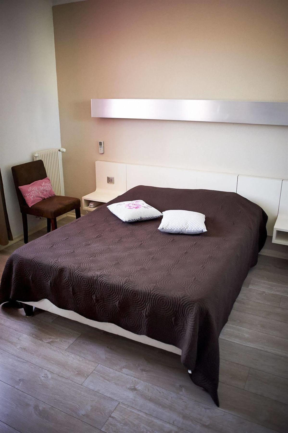 Hotel La Bastide D'Entraigues Luaran gambar