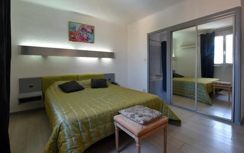 Hotel La Bastide D'Entraigues Luaran gambar
